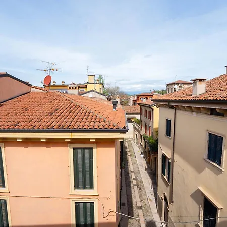 Residenza Girardi Guest house *