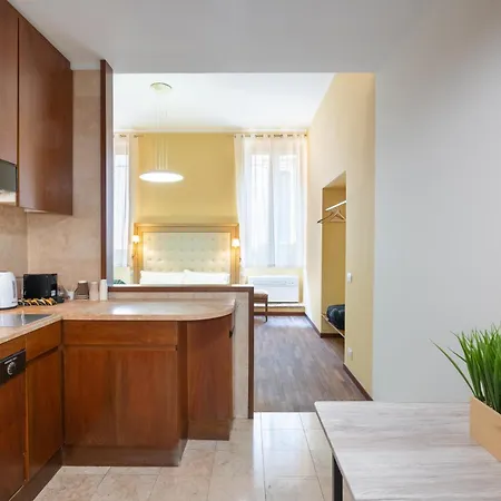 Residenza Girardi 3*