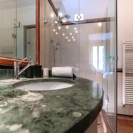 Residenza Girardi 3*